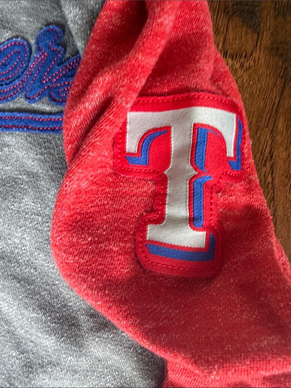 Texas Rangers Sweatshirt, size medium - Picture 4 of 6